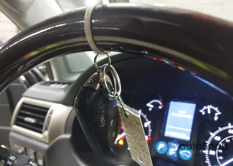 2014 Lexus Gx 460 z USA, uszkodzony, nr VIN JTJBM7FX8E5081377